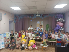Проект месяца «Энциклопедия природы» Проект месяца «Энциклопедия природы».